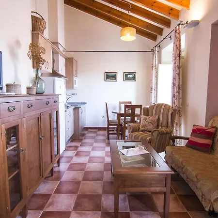 La Casa De Titas * Velez Malaga